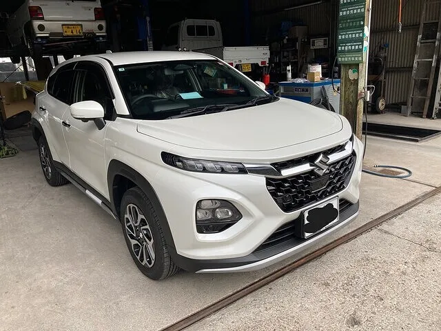 高梁市　新車販売　スズキ　フロンクス