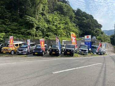 カーショップイワモト外観