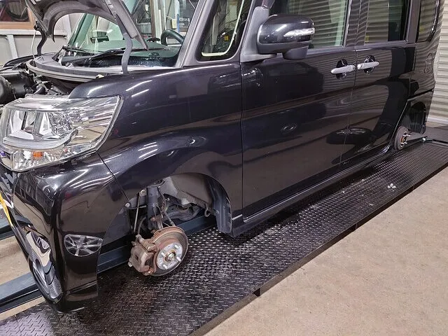 大分県　ダイハツ　タント　車検　ブレーキパット　交換