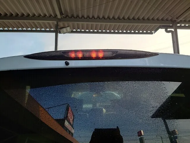 大分県　スズキ　ランディ　車検整備　ハイマウント　LED　交換