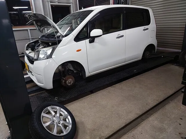 大分県　ダイハツ　ムーヴ　車検整備　各ブーツ廻り　交換