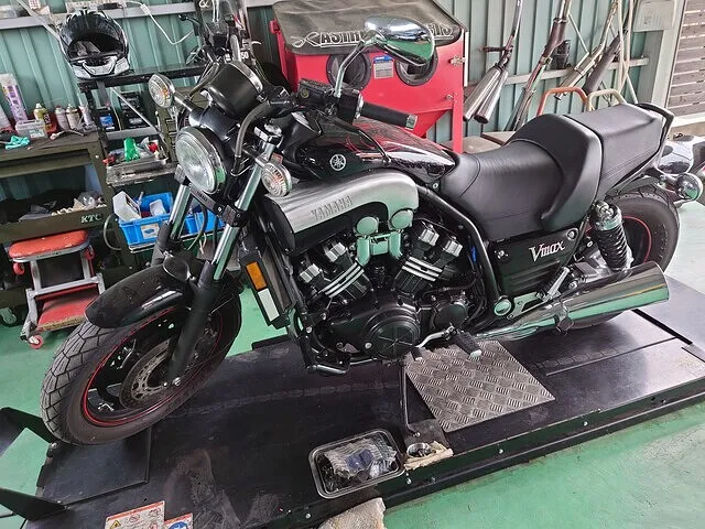 大分県　ヤマハ　V-MAX　車検　整備