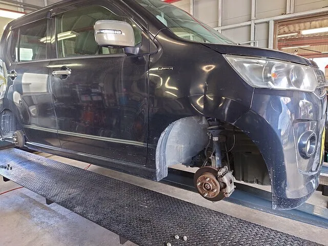 大分県　スズキ　ワゴンR　スティングレー　タイヤ　交換