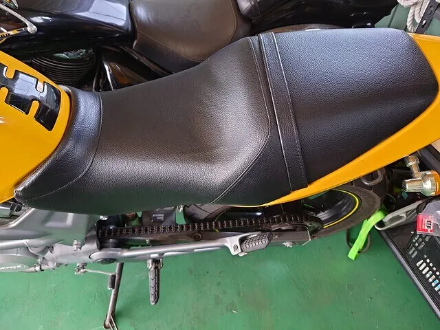 大分県　バイク　シート　張替え