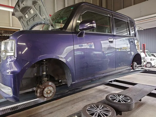 大分県　ダイハツ　ムーヴコンテ　車検整備　消耗パーツ　交換