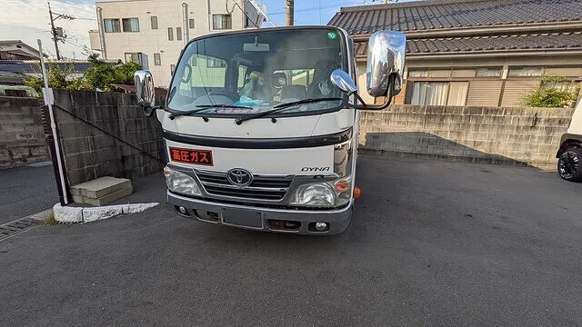 周南市　ダイナ　室内に水が出る