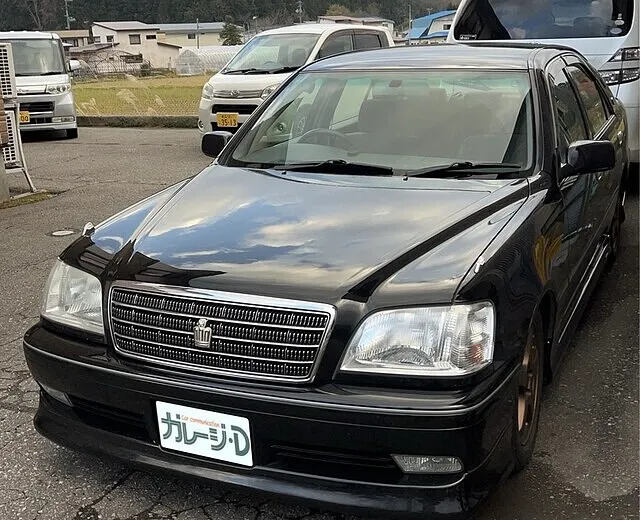 つがる市からクラウン特殊音響に社外オーディオ対応コンポ取付