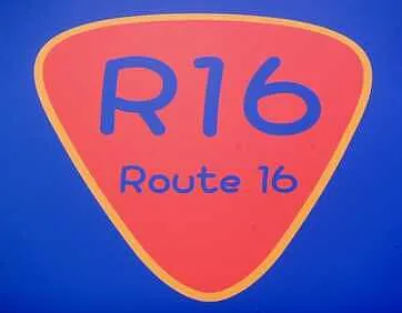 Route16 八王子インター店外観