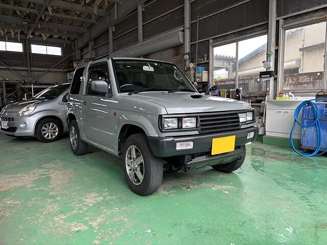 キックス　角目4灯　全塗装　作成
