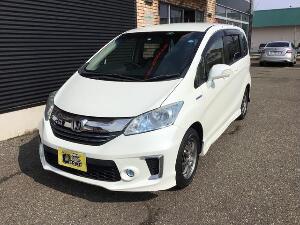 フリードハイブリッド