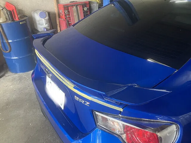 館山市　パーツ取付　ＢＲＺ　リヤウイング