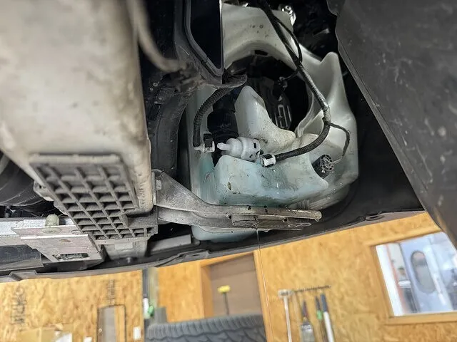 ミニ クーパーSD F56 ウォッシャー液漏れ修理