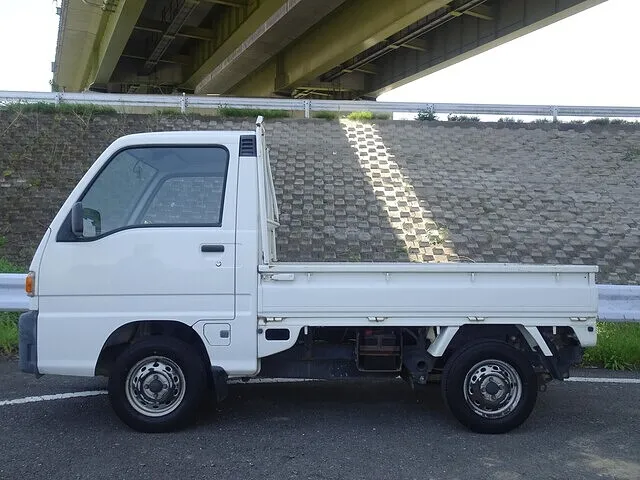販売中の中古車をご紹介ー【スバル／サンバートラック】