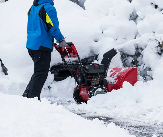 地域の暮らしを支える除雪作業請負への取り組み
