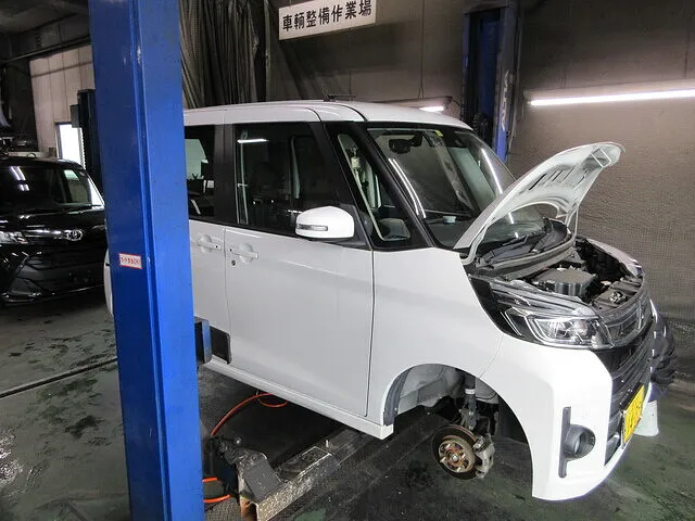 広島市南区　三菱ekスペースカスタム　2WD　Tセーフティプラス　CVT　12ケ月点検