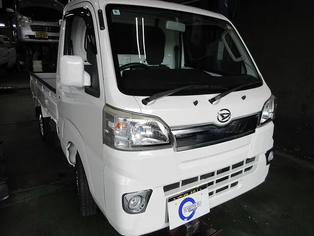 広島市　安佐北区　平成27年式　ダイハツ　ハイゼットトラック　４WD　エクストラ　４AT