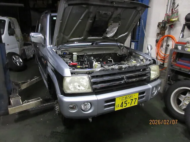 広島市　安佐北区　三菱パジェロミニ　白煙