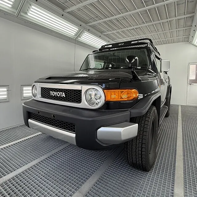砺波市　カスタム　FJクルーザー　ラプターマットブラック