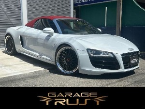 R8スパイダー