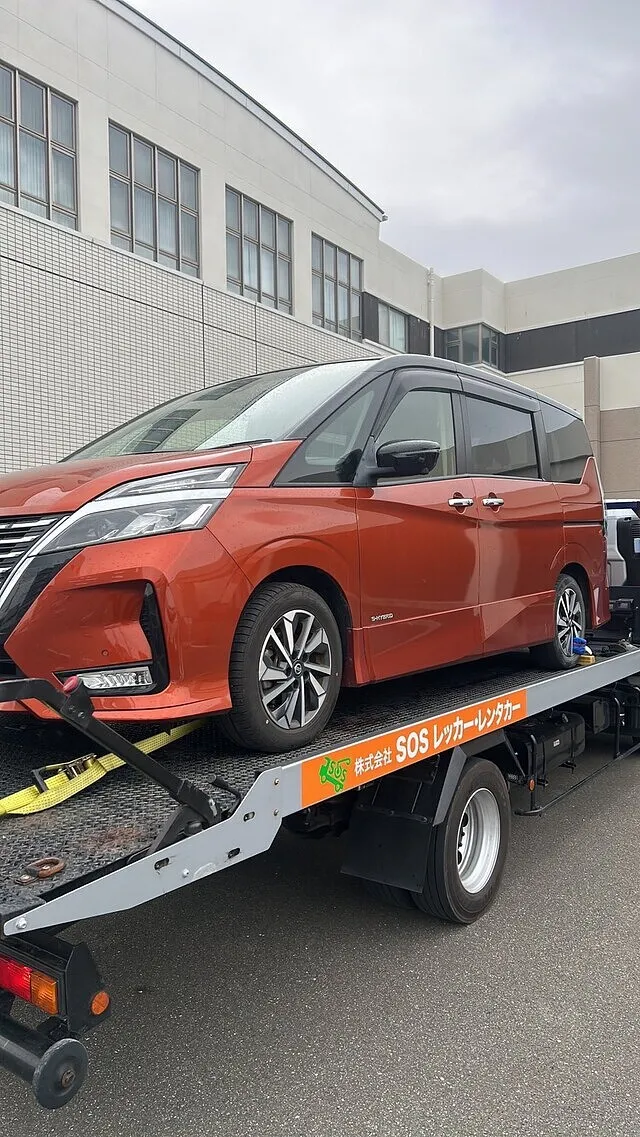 古賀市　セレナ　事故