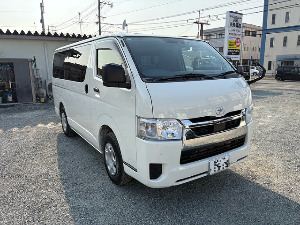 ハイエースバン