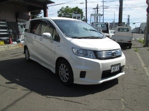 フリードスパイクハイブリッド