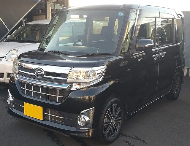 所沢市　中古車　　ダイハツ　タントカスタムRS　　ご成約事例
