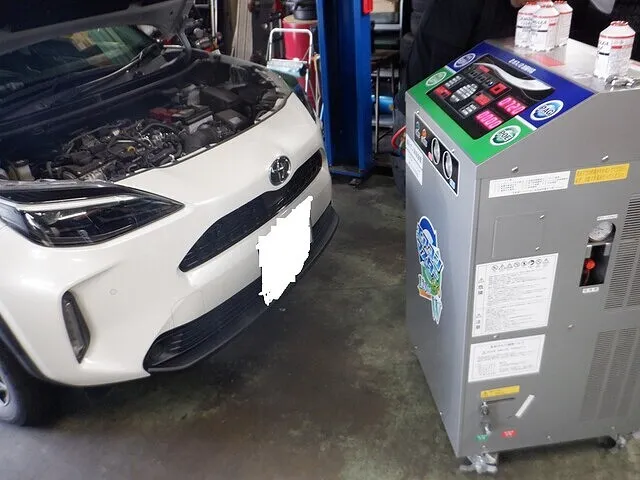 トヨタ　ヤリス　エアコン　笠松町　新ガス　HFO-1234yf