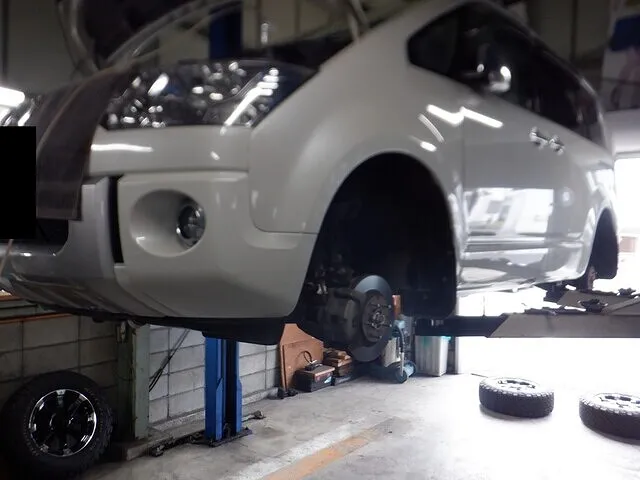 三菱　デリカ　車検　笠松町　岐南町　修理　整備　1日車検