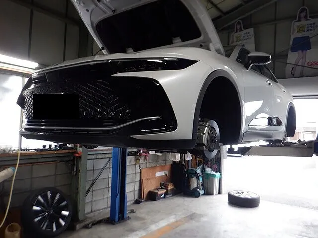 トヨタ　クラウン　笠松町　岐南町　車検　車検整備　1日車検