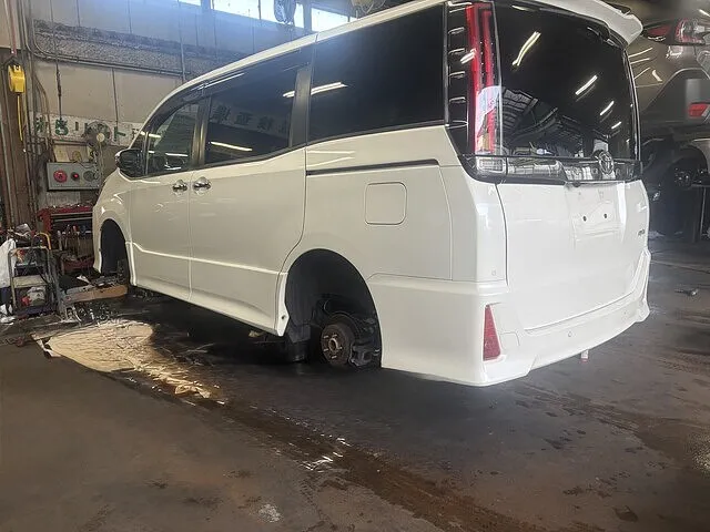 長野市　修理　ノア　サビ止め　防錆