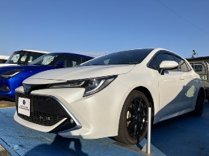 カローラスポーツ
