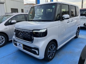 クリックするとこの車輌の詳細ページに移動します。 N-BOX