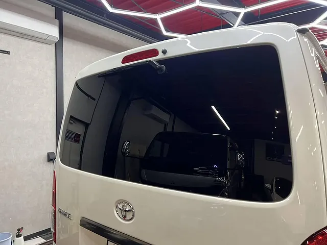 東村山市 カーフィルム トヨタ ハイエース スモークフィルム