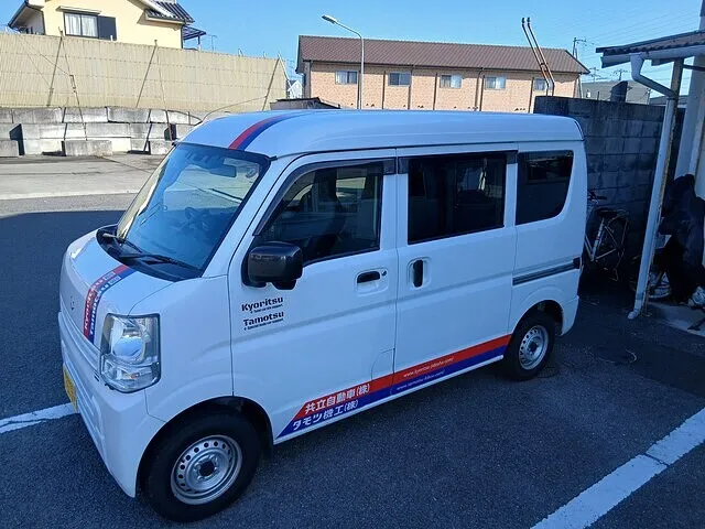 サービスカーにデザインステッカーを！！