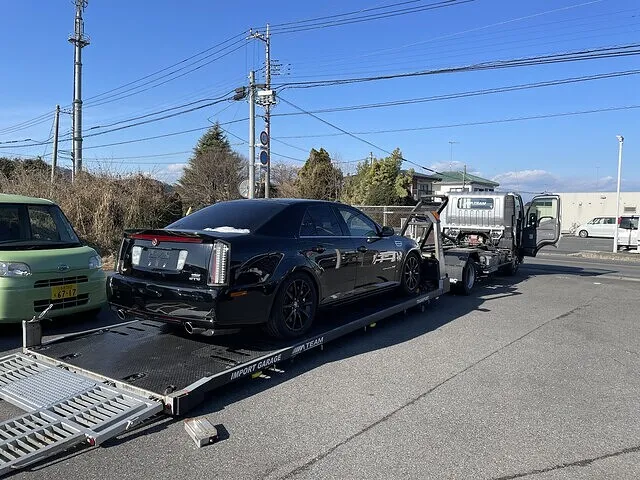 在庫車両キャデラックSTS-V ウォーターポンプ他メンテ開始