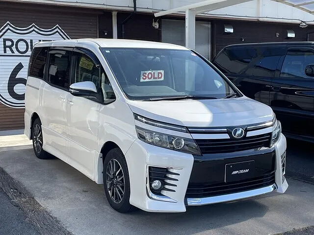 栃木市I様　トヨタヴォクシー　ご成約