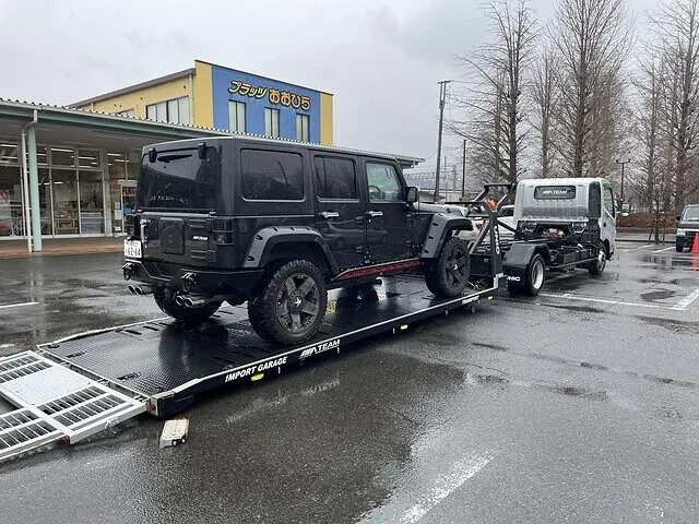 栃木市T様　JKジープ　水漏れ修理レッカー搬送