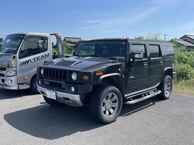 栃木市　K様　ハマーH2 エアコンガス補充　オイル交換