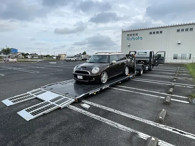 栃木市　S様　R55MINIクラブマン　警告灯点灯エンスト　レッカー