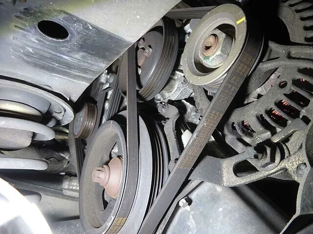 各種ベルト交換　笛吹市