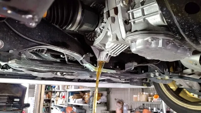 トランスミッションオイル、ＡＴＦ、デフオイル交換　笛吹市