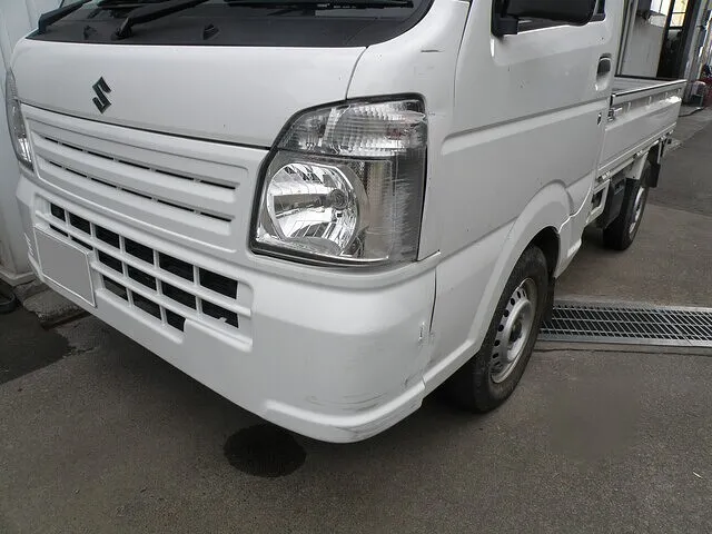 キャリー　バンパー　ヘッドライト修理　笛吹市