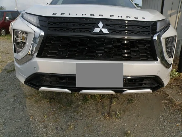 ミツビシ　エクリブスクロス　フロント修理　笛吹市