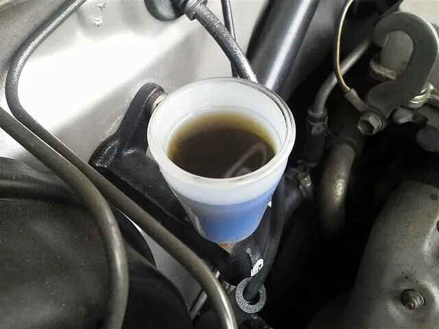 クラッチフルード交換　笛吹市