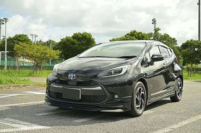 霧島市でTOYOTA・アクアに乗るなら西自動車がお得！