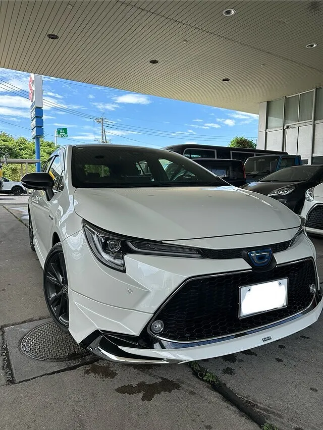 鹿児島　霧島市　中古車　トヨタ　カローラツーリン　納車　西自動車