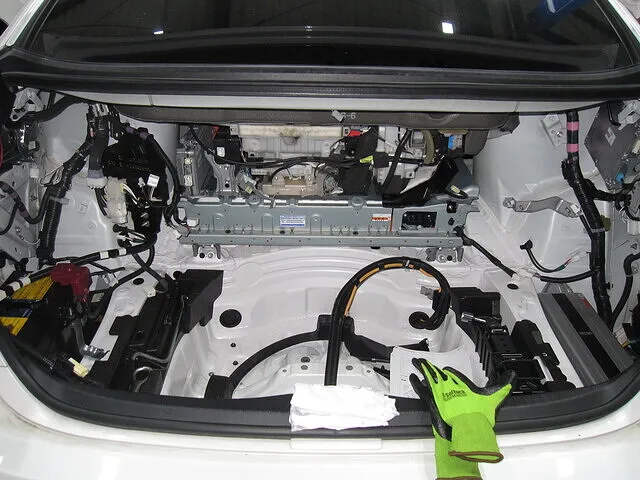 丹波市　A様　レクサス　ＬＳ　LS600ｈ　UVF46　ハイブリッドバッテリー交換　取替