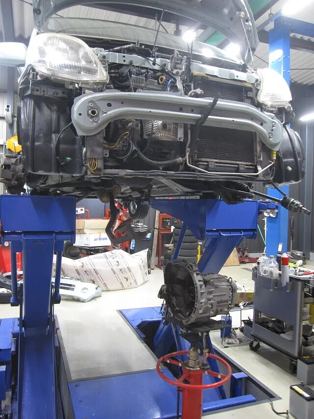 丹波市　L175S　ムーヴ　　クラッチ交換　ミッション脱着