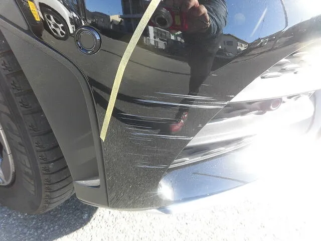 富士市　鈑金塗装　ベンツ　フロントバンパーキズ修理塗装修理